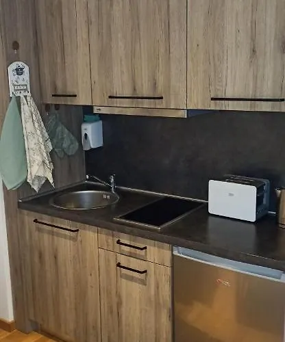 Ema, Kopaonik, - Blizu Gondole