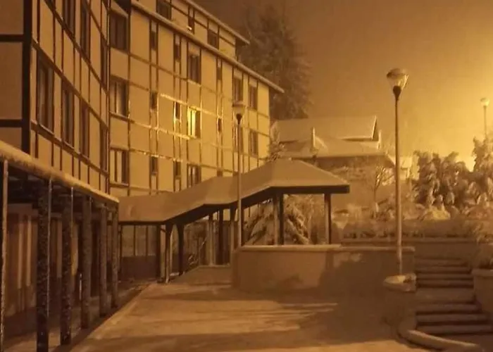 Ema, Kopaonik, - Blizu Gondole * Brzeće